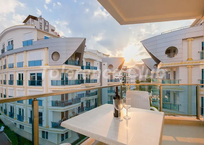 Aparthotel Melda Palace 3*