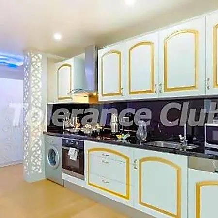 Apartahotel Melda Palace 3*