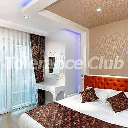 Apartahotel Melda Palace 3*