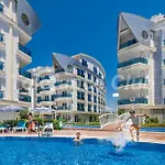 Melda Palace מלון דירות אנטליה